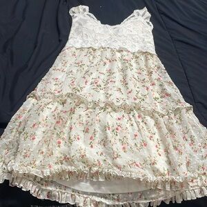 Women’s.Medium floral dress